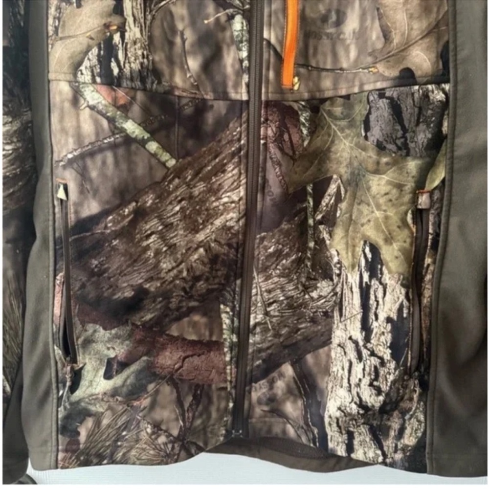 Field & Stream camo jacket - Picture 3 of 13